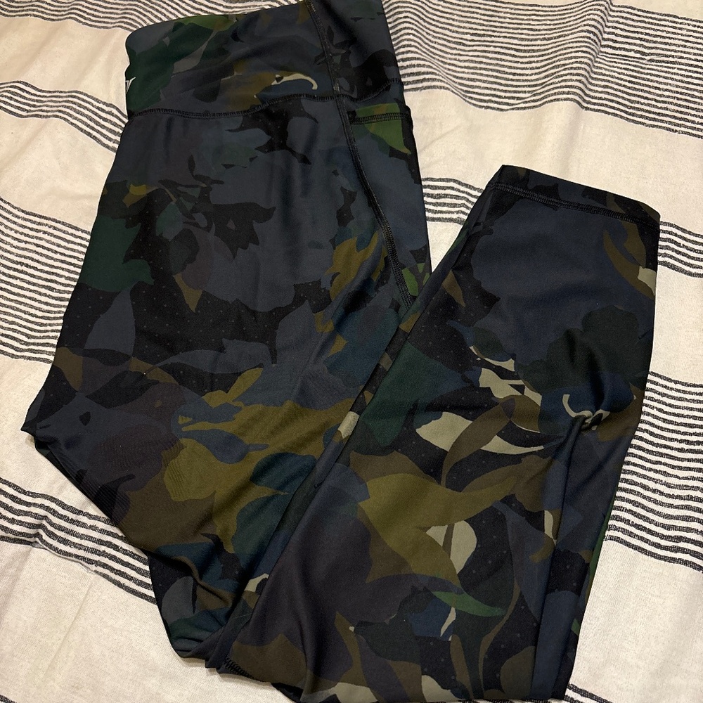 Active leggings